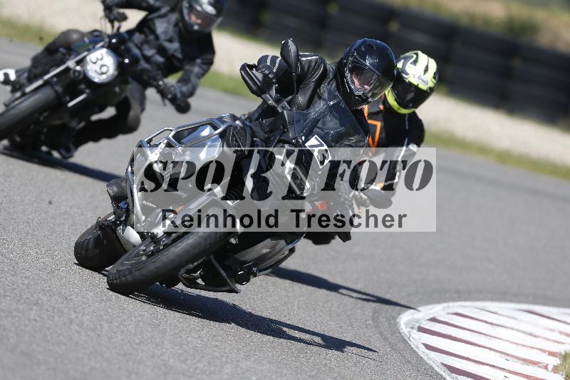 /Archiv-2025/48 25.08.2025 Cornu Master School ADR/blau-bleu/39